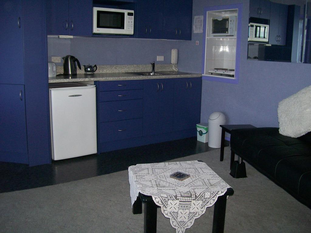 Petra Apartment ไบรท์ตัน ภายนอก รูปภาพ